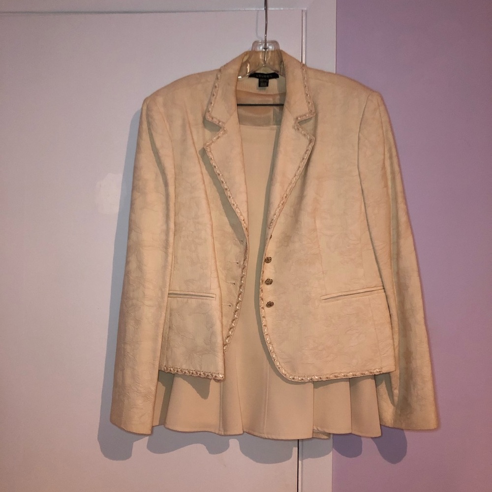 Skirt and blazer set